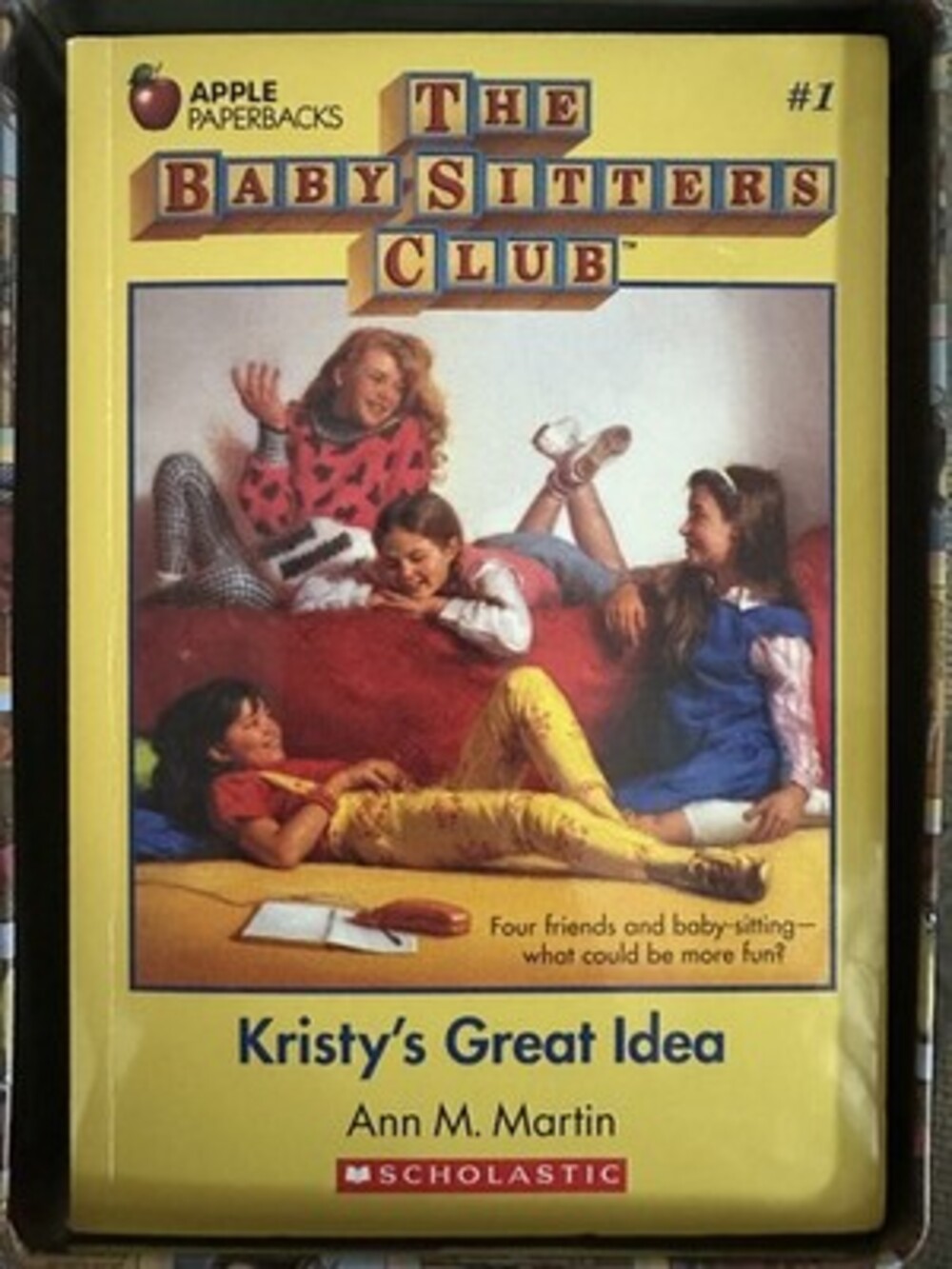 Vintage The Baby-Sitters Club Book Collection Metal Tin Box - Picture 2 of 3